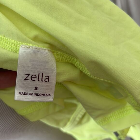 Zella 1/4 Zip Running Jacket - Picture 12 of 13